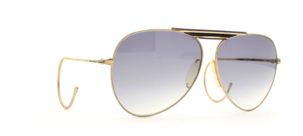 Metzler eyewear top