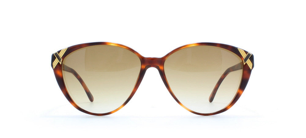Vintage,Vintage Sunglasses,Vintage Valentino Sunglasses,Valentino 156 526,